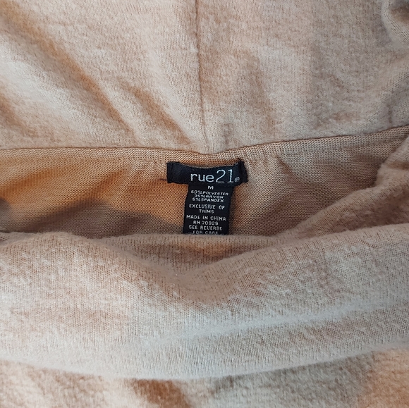 Rue21 Off Shoulder Sweater Dress Tag says Medium but fits more like a Small - Picture 7 of 7